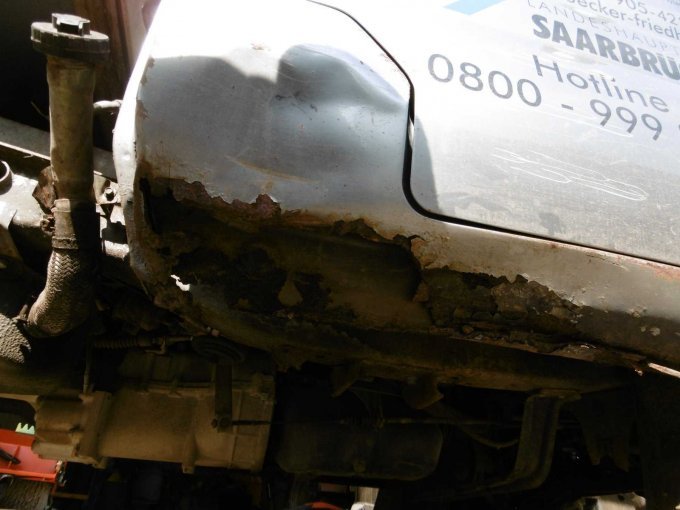 Schweller rechts durchrostet