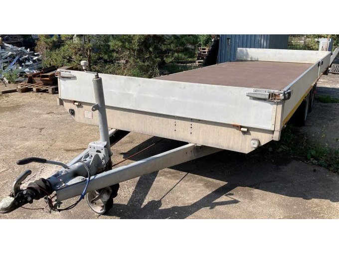 Diagonale vorn links mit Zuggabel Diagonale vorn links mit Zuggabel