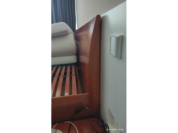 1 tweepersoonsbed met twee nachtkastjes van het merk Panthel – foto 2 – kavel bij Zoll-Auktion, Berlin