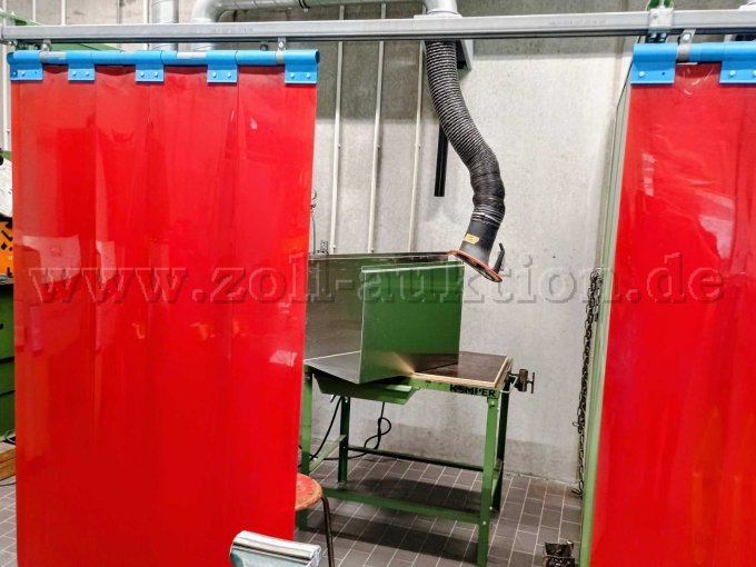 Schiene mit Lamellenaufhängung