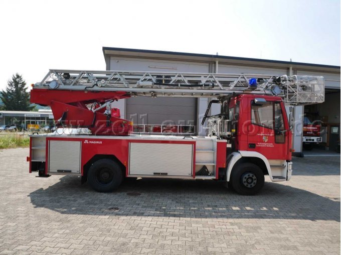 1 draailadder DLK 18-12 CC Magirus, IVECO-chassis – foto 3 – kavel bij Zoll-Auktion, Lauterecken