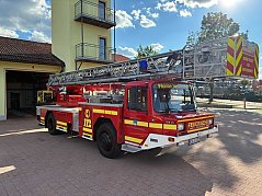 Front 1