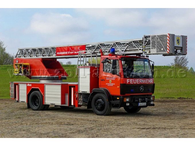 Drehleiter DL 23-12