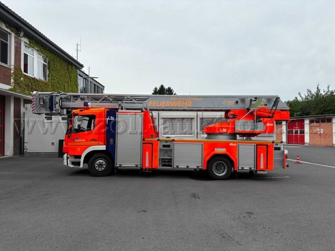 Fahrerseite komplett