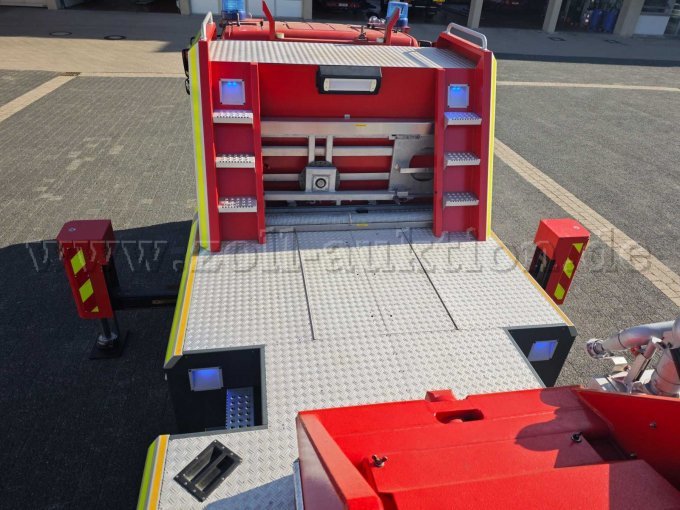 1 draailadder Rosenbauer / Metz DLK 23-12 PLC 3.1 – foto 12 – kavel bij Zoll-Auktion, Bremerhaven