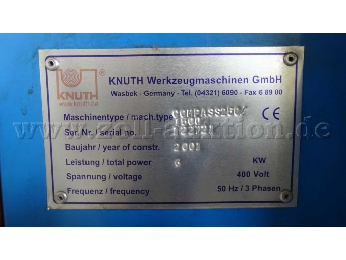 Typenschild der Drehmaschine