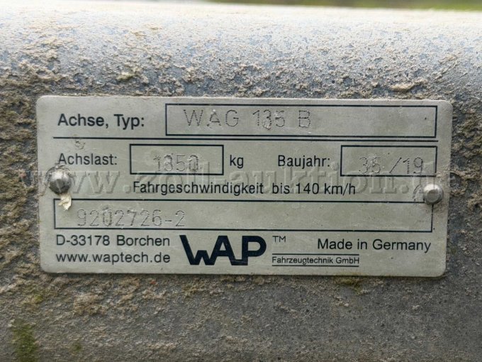 Typenschild Fahrzeugachse