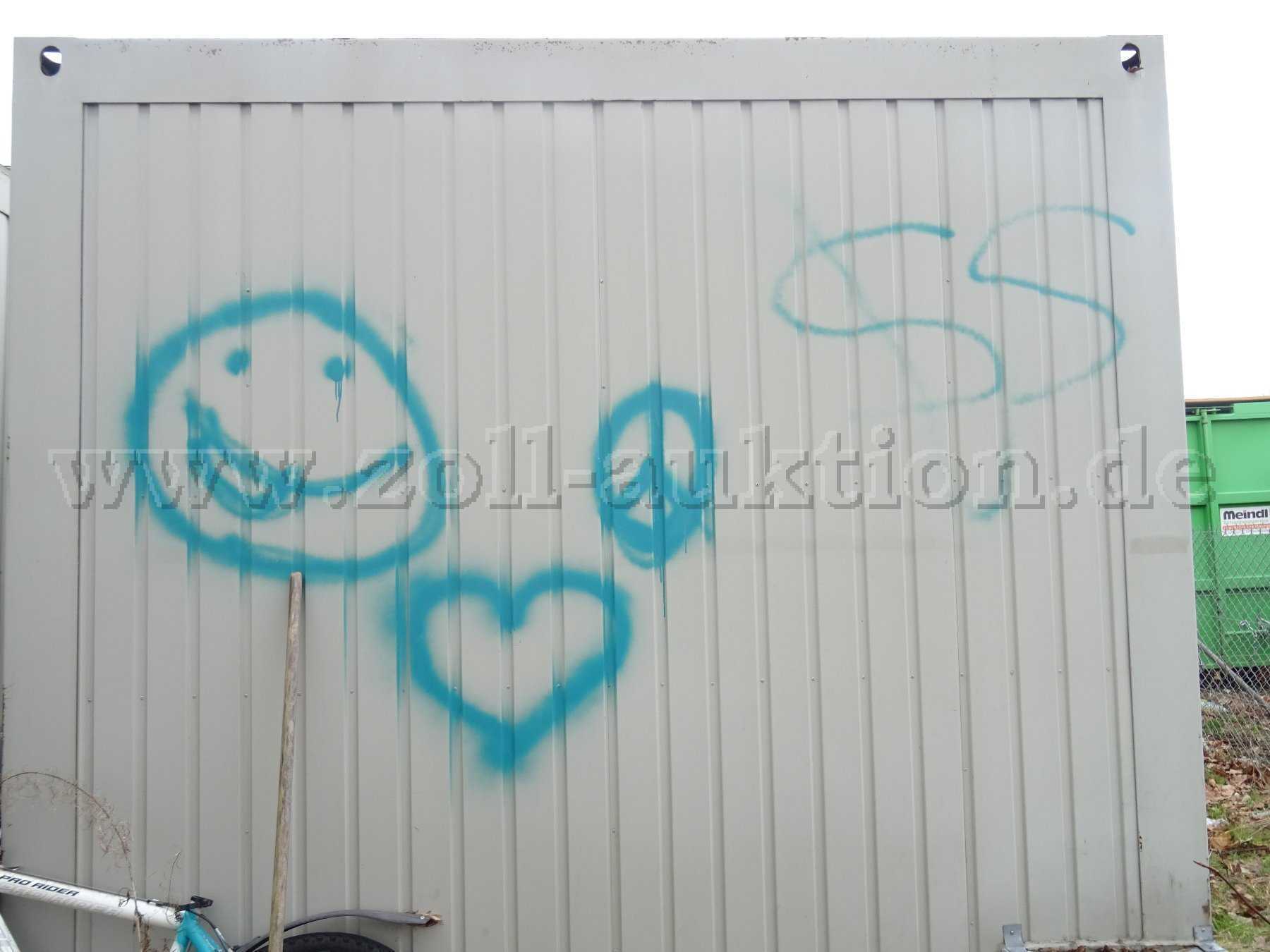Seitenwände mit Graffiti