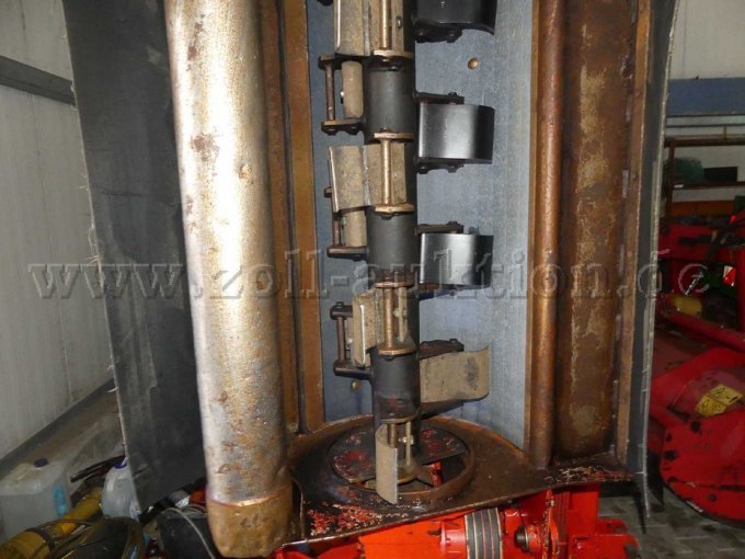 Ansicht von Unten, neue Messer, Rost erkennbar