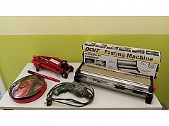 Dynamic Wagenheber + Starthilfekabel, Bosch Bohrmaschine und Kleistermaschine