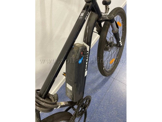 Fahrradstange und Akku