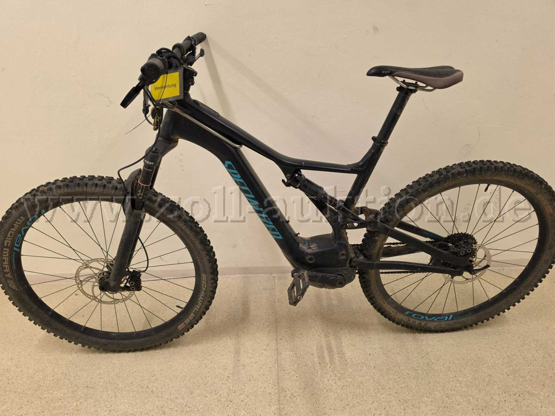 1 辆 Specialized LEVO 电动自行车,29 英寸,无法骑行