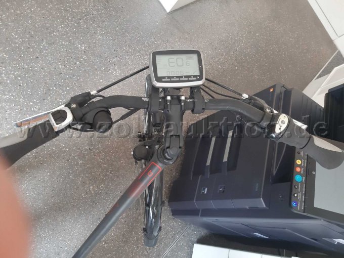 Display und Lenker