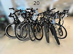 Übersicht Konvolut (von links nach rechts): bonvelo, KTM, BBF, Prophete, Riverside, Varun, Cube, BTWIN Mountainbike, Stevens, Klapp-Rad von BTWIN/carhartt