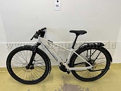 E-Bike von Canyon, links