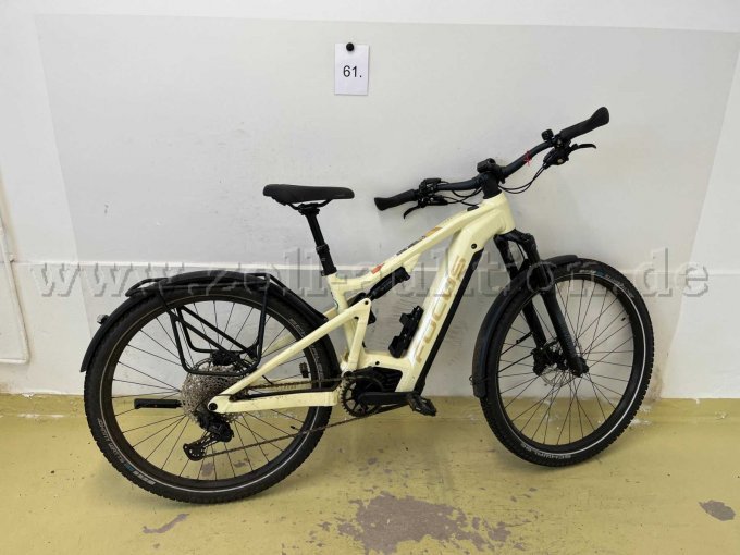 E-Bike von Focus, rechts