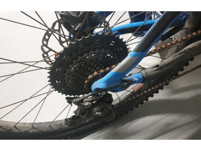 Hinterrad mit Ritzel und Fahrradkette