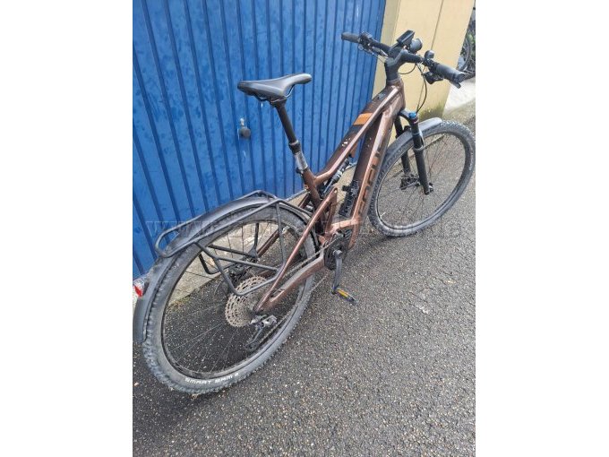 Seitenansicht des Auktionsgegenstandes