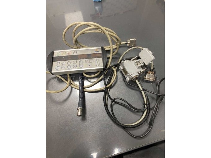 komplett mit dem Kabelsatz