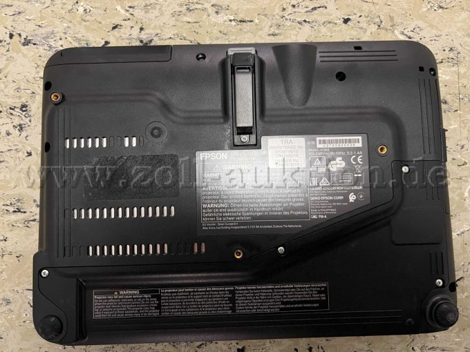 Unterseite mit CE Kennzeichnung