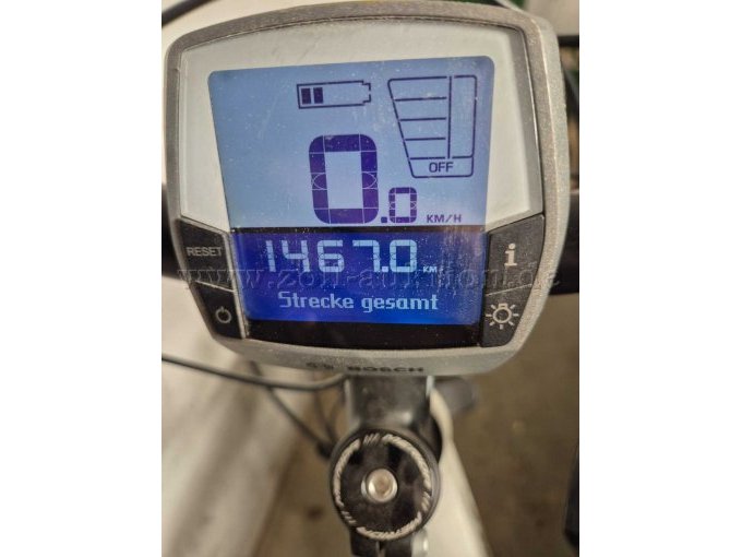 Tachometer mit Strecke gesamt