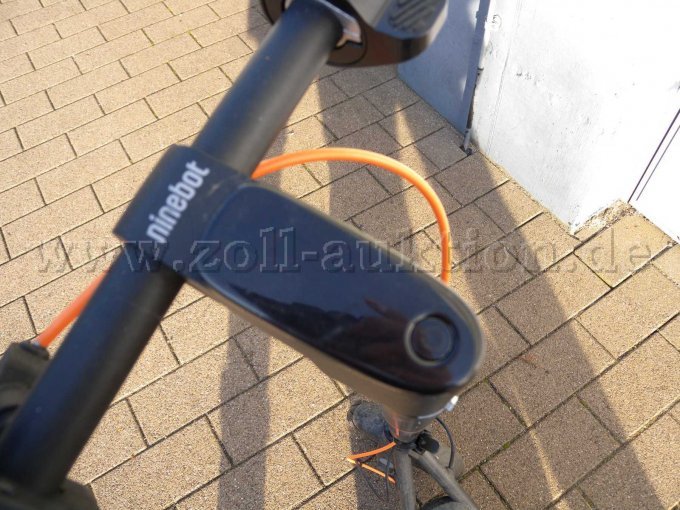 Nahaufnahme Lenker von hinten