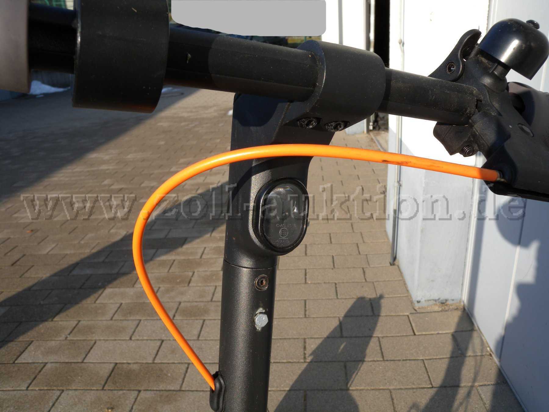 Nahaufnahme Lenker von vorn