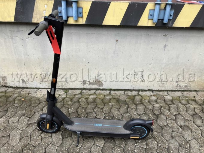 Scooter von der Seite