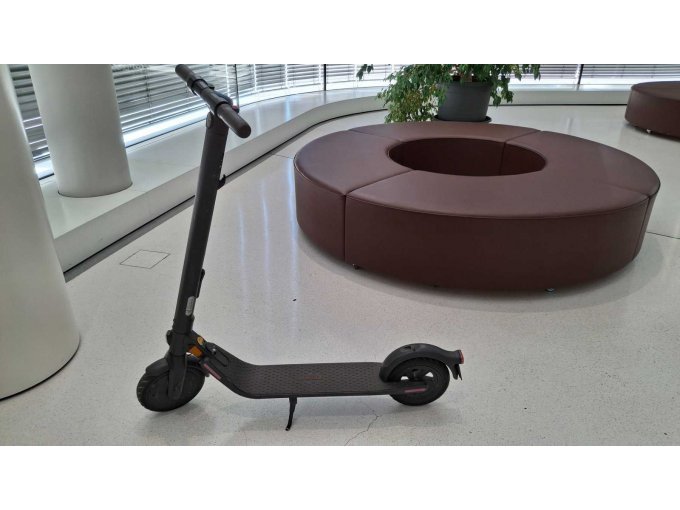 Ninebot Kickscooter Gesamtbild