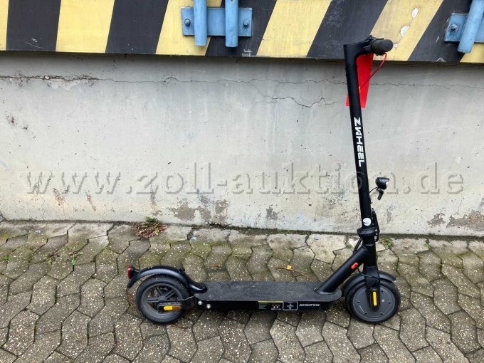 Scooter von der Seite