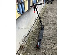 Scooter von hinten