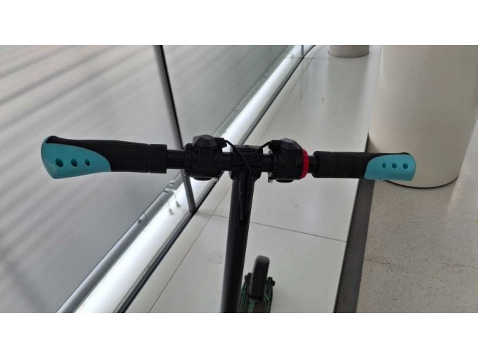 RCB R15 Elektroroller