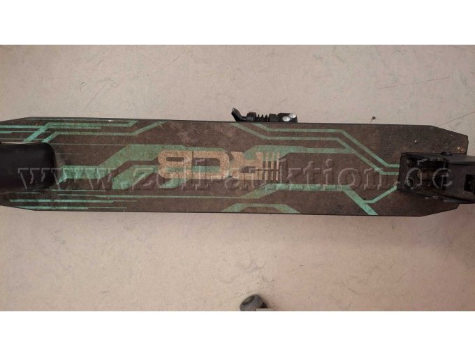 RCB R15 Elektroroller