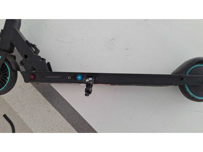 RCB R15 Elektroroller