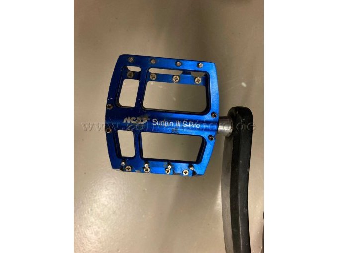 Ansicht Pedal links