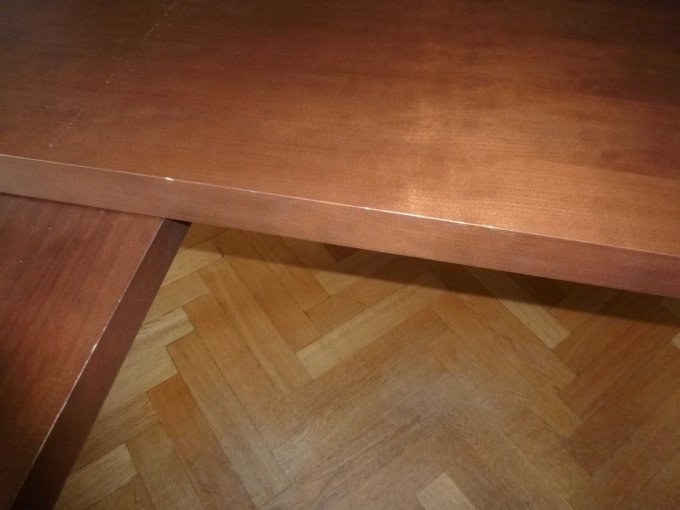 Detailansicht Katzer und Gebrauchtsspuren Eck-Schreibtisch innen