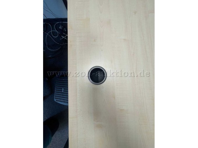 Kabeldurchlass ohne Abdeckung