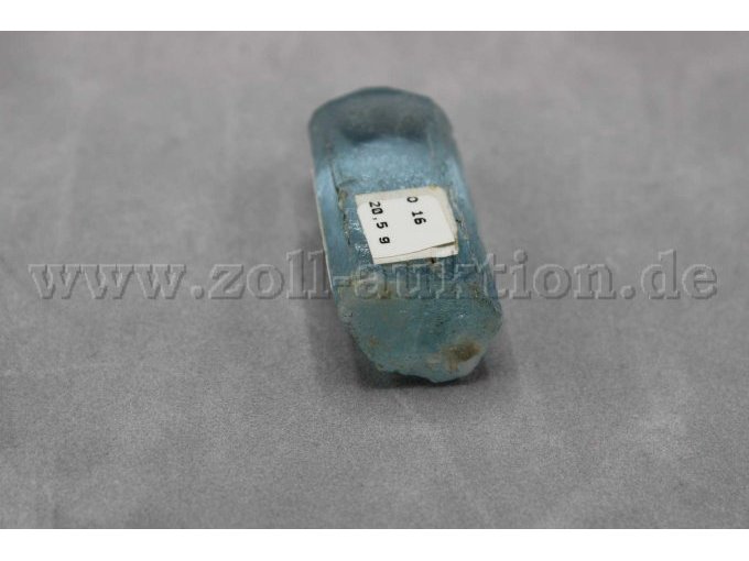 Aquamarin Frontansicht