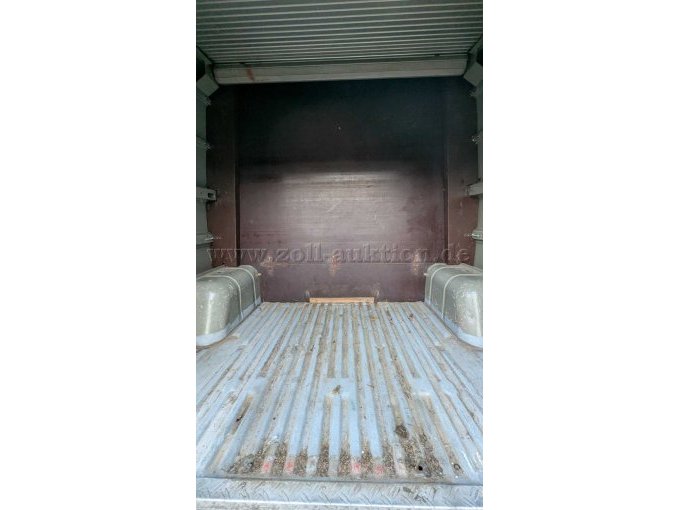 Ehemaliger Geräteraum hinten (Einbauten entfernt)