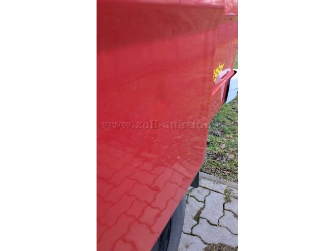 Alters- und nutzungsbedingte Kratzer/Dellen (Beispiel)