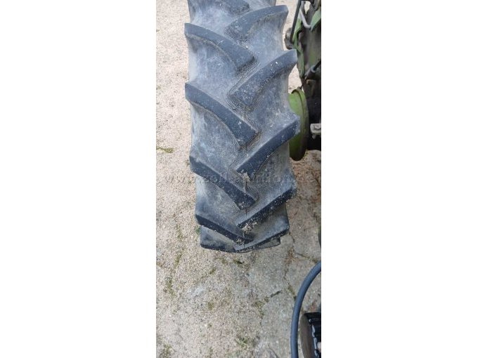 Reifen spröde und veraltert