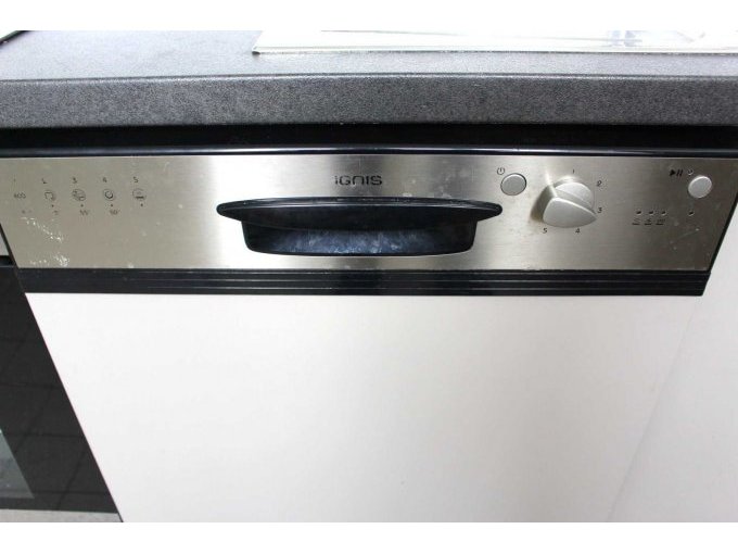 Detailansicht Geschirrspülautomat