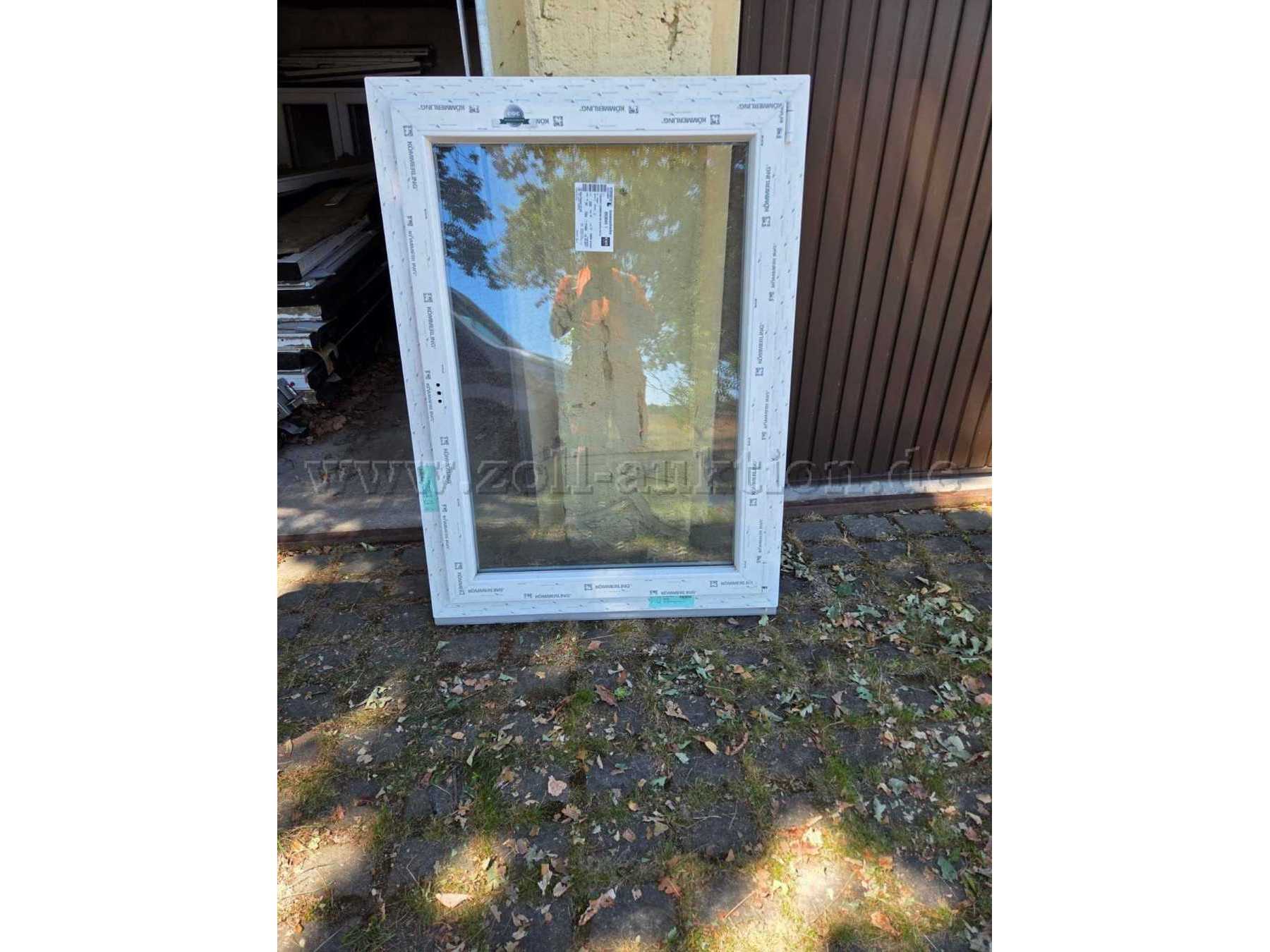 Ansicht gesamtes Fenster von vorne