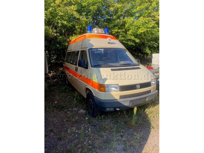 1 Einsatzfahrzeug KTW VW Transporter T4 mit Motorschaden – foto 12 – kavel bij Zoll-Auktion, Namborn