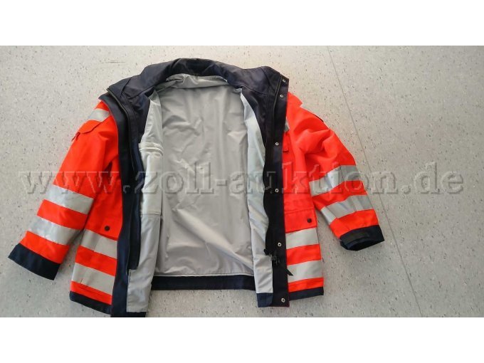 Einsatzjacke geöffnet