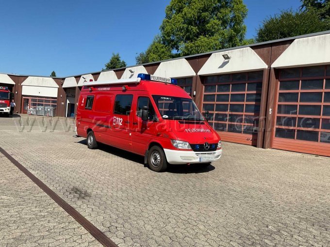 Frontalansicht schräg rechts