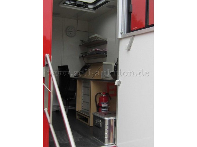 ELW 2 - Eingang zum Kommunikationsraum