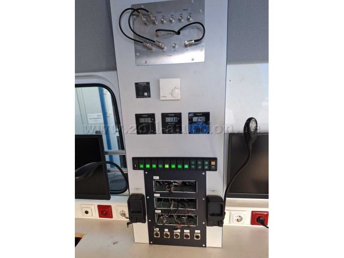 Detailbild Funktisch-Mittelkonsole