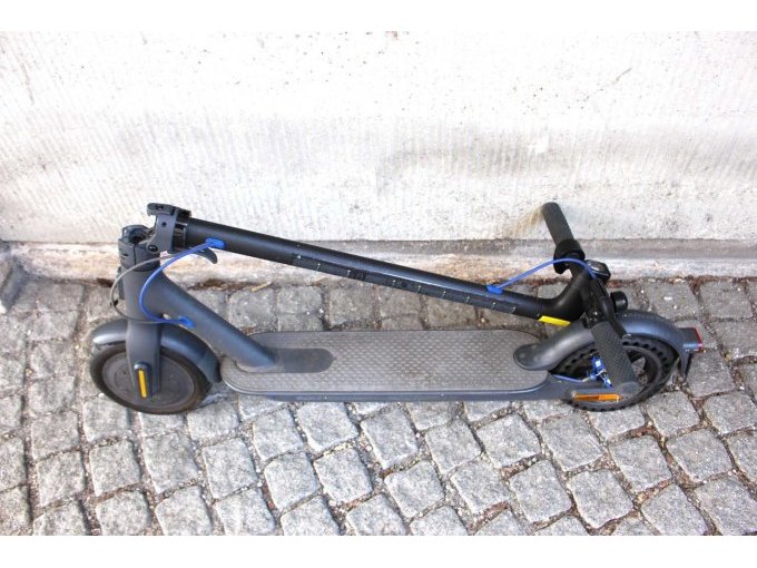 E-Scooter geklappt