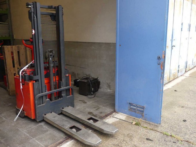 Frontansicht vorn Rechts